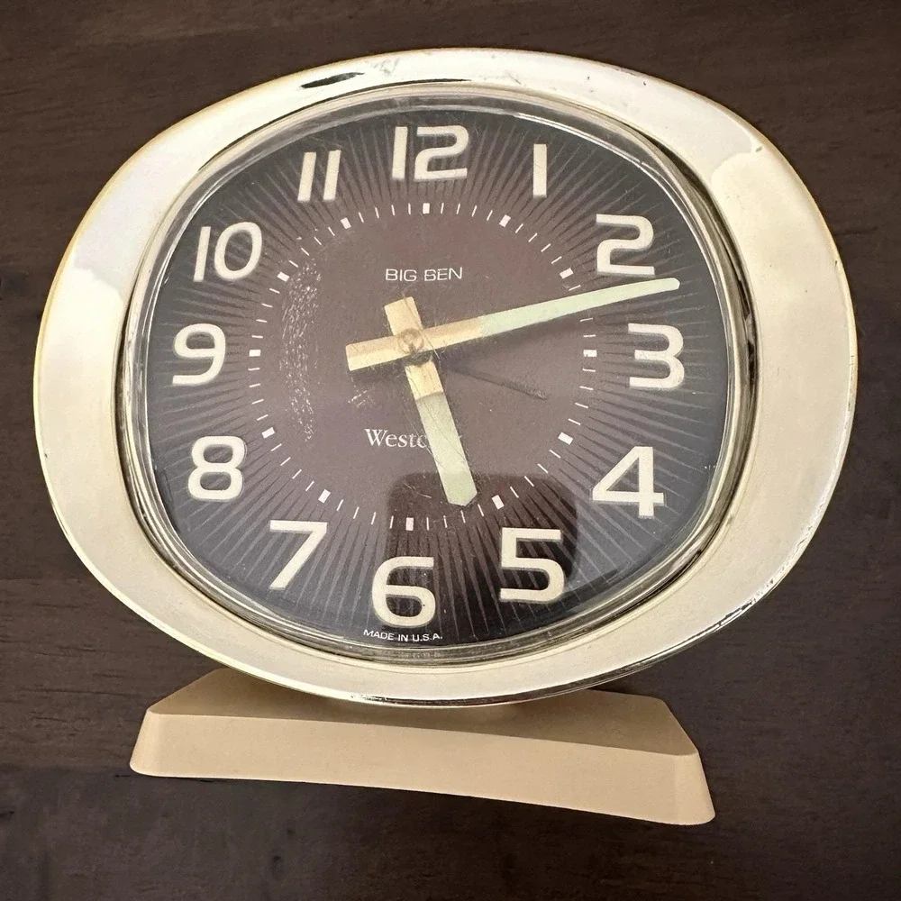 Vintage Westclox Big Ben Wind Up Alarm Clock Plastic Cream Brown Made in USA